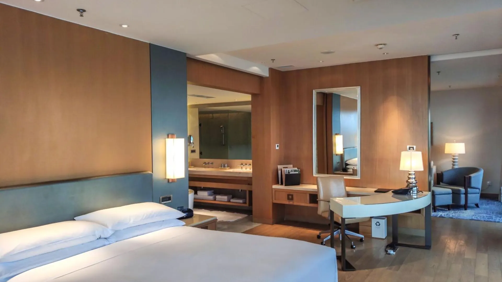 *****  Jw Marriott Hotel Sanya Dadonghai Bay סין